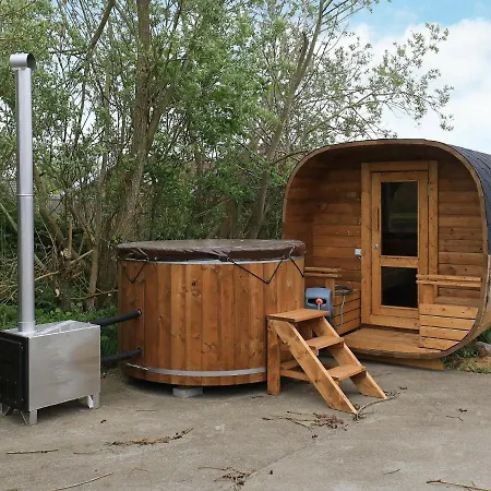 Four-bedroom Holiday In 5 度假居