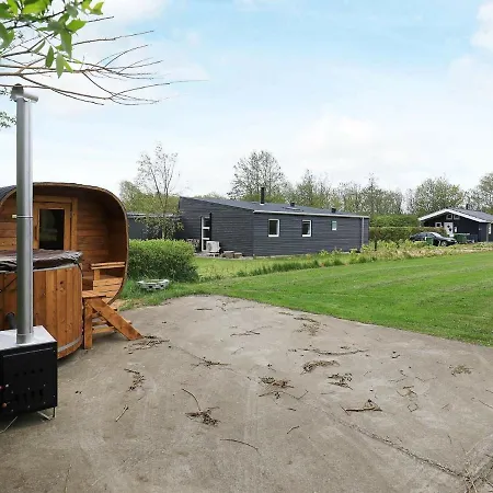 Four-bedroom Holiday In 5 度假居 *